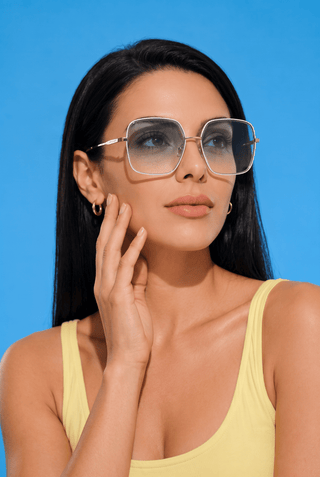 EyeCandys Bermuda Oversized Square sunglasses model shot featuring oversized square sunglasses with UV protection, trendy women's fashion eyewear, designer-inspired shades for everyday wear, summer outfits, vacation, street style, luxury fashion, and oversized sunglasses trend.