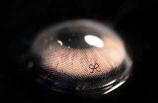 Close up detailed view of a i-Sha Reborn Oak Haze contact lens design
